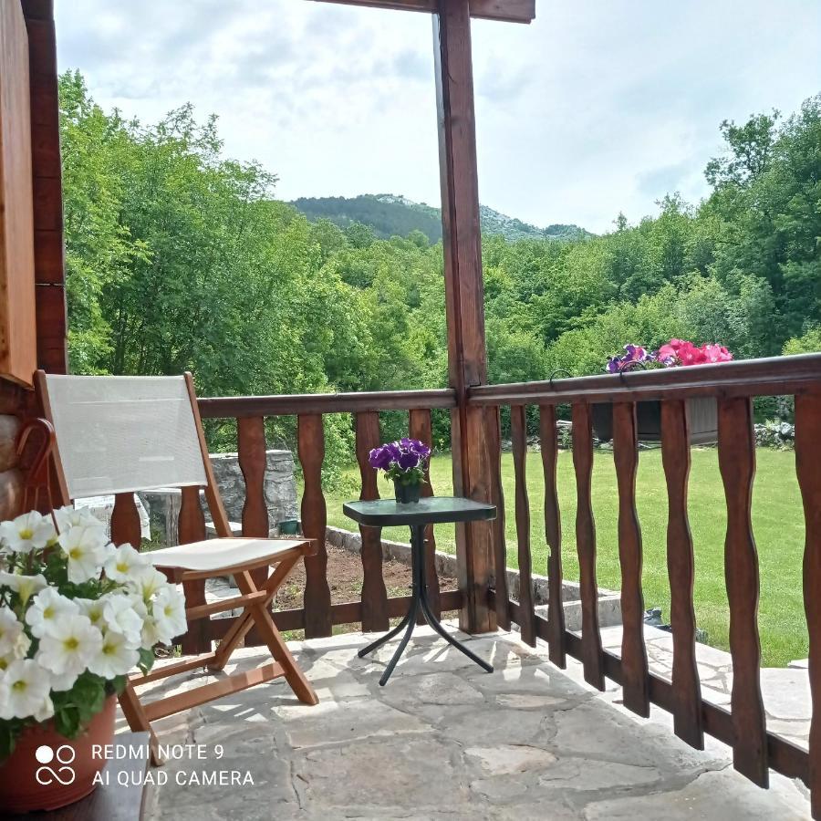 Vila Vikendica Njegusi Cetinje Exteriér fotografie